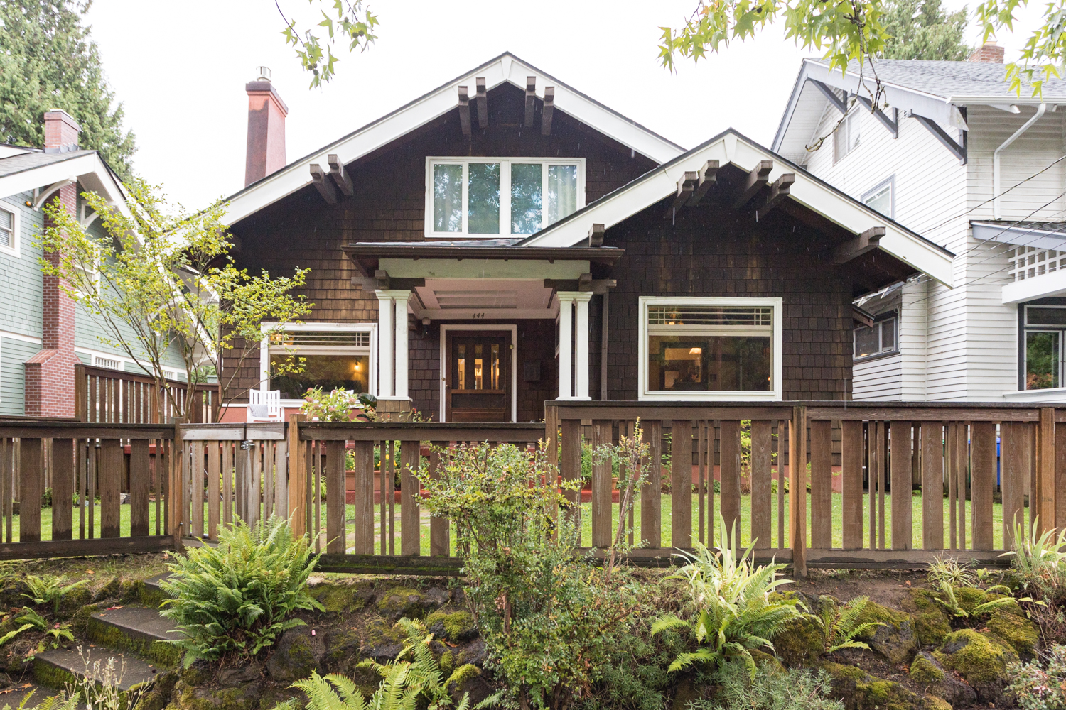 Beautiful Arts & Crafts Bungalow in Classic Laurelhurst! Inhabit Real